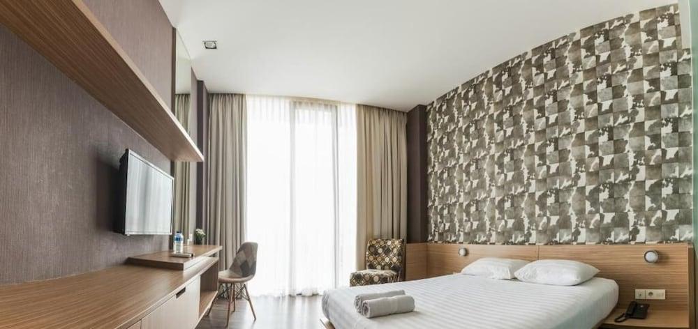 อัพสเกล สวีท Hotel จาการ์ตา ภายนอก รูปภาพ