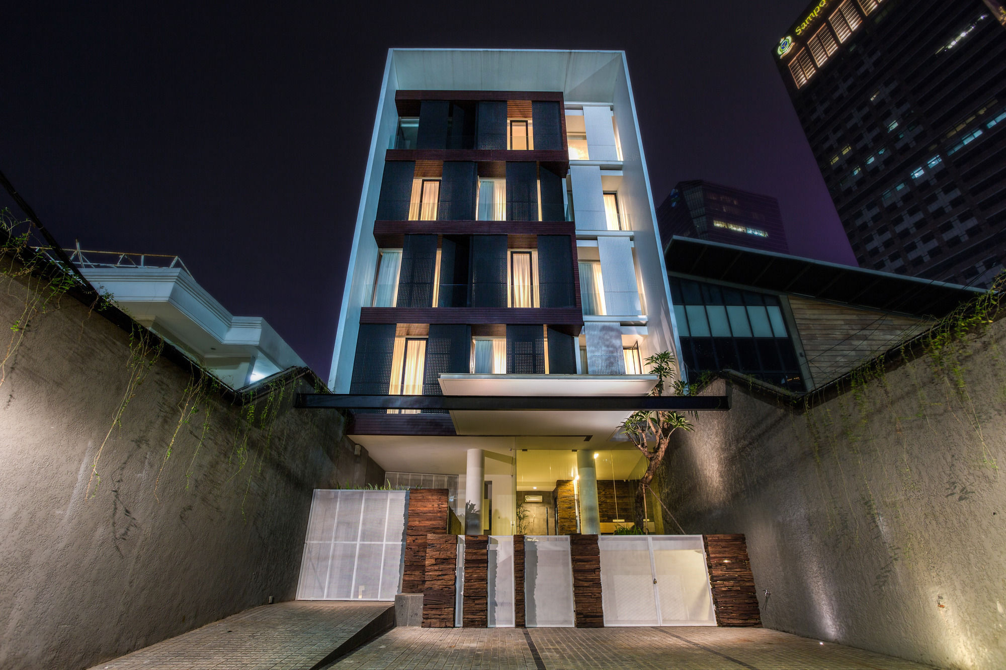อัพสเกล สวีท Hotel จาการ์ตา ภายนอก รูปภาพ