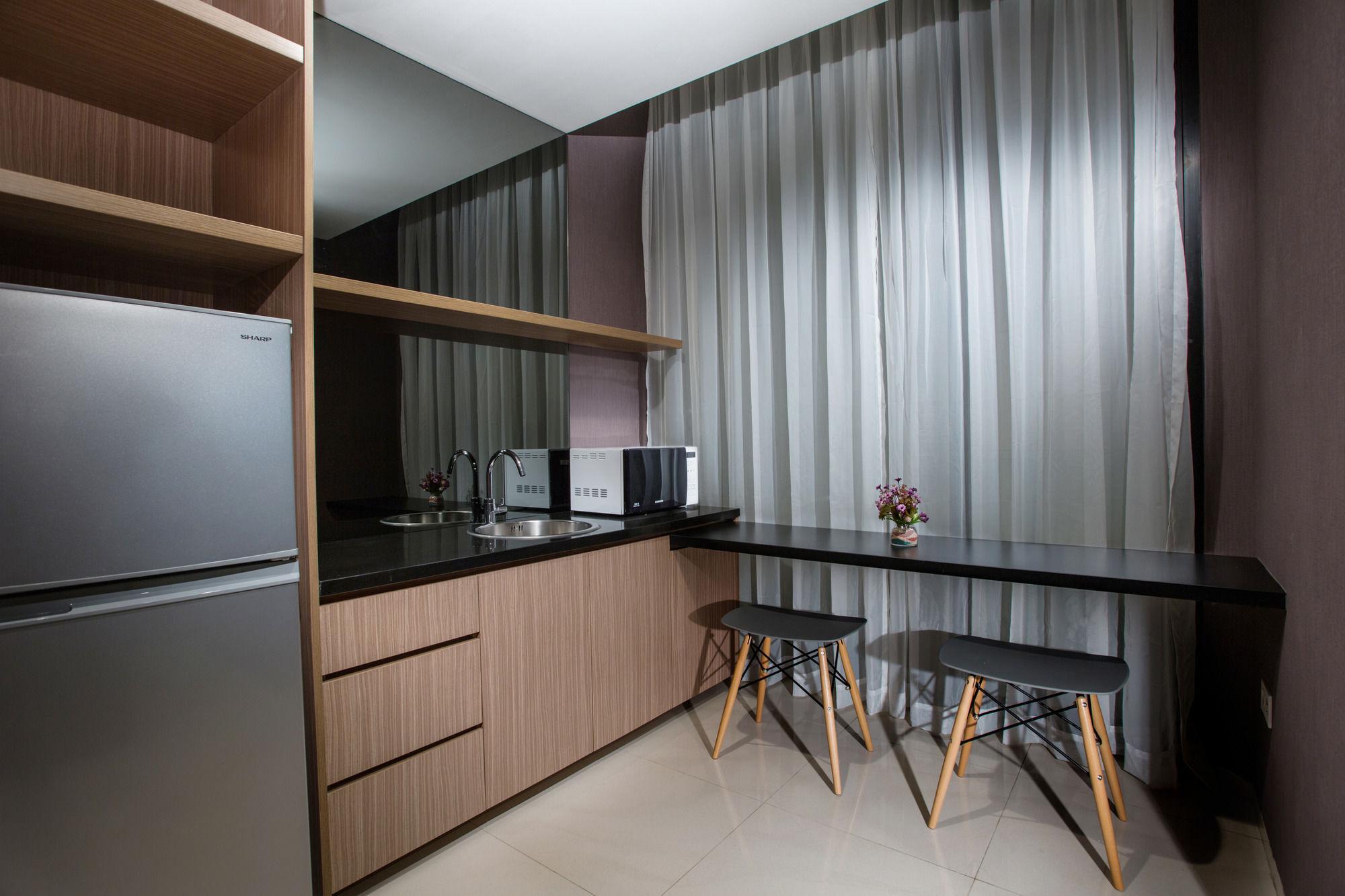 อัพสเกล สวีท Hotel จาการ์ตา ภายนอก รูปภาพ